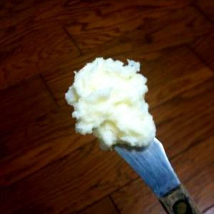 パン屋さんの味♪ミルク風味バター フランスパンに☆